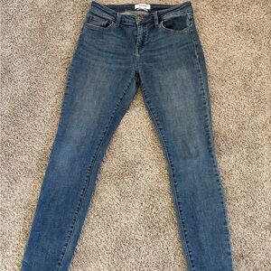 Pistola  Women's Resolve Jeans- medium wash